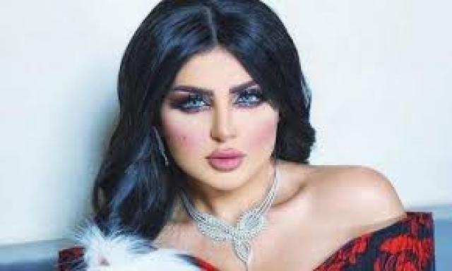 حليمة بولند