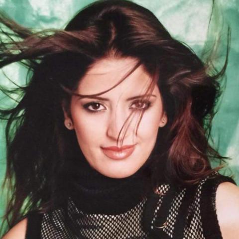 سناء موزيان