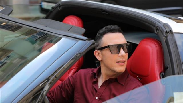 محمد سرور يطرح «كل شيء مسموح»