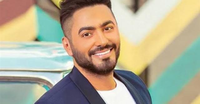 تامر حسني في الإمارات بسبب الفلوس